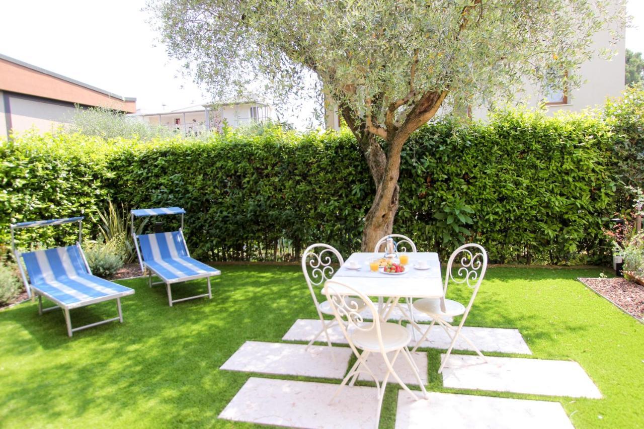 Maison Olive Desenzano del Garda Buitenkant foto