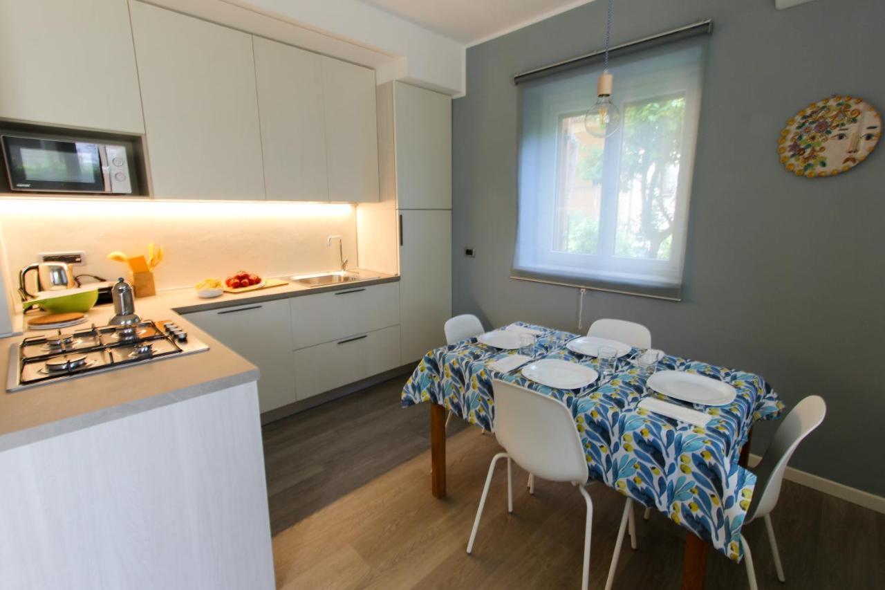 Maison Olive Desenzano del Garda Buitenkant foto